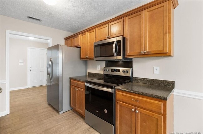 Building Photo - 3022 Burton Dr