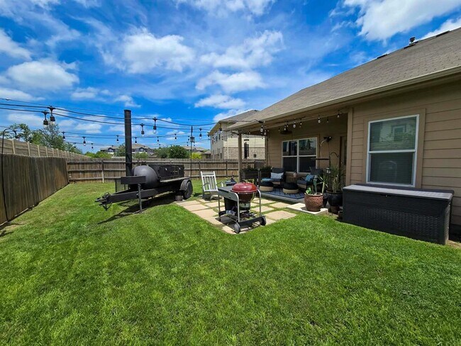Building Photo - 1403 Brashear Ct