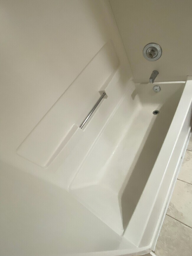 Bathroom B - 6338 Bent Tree Dr