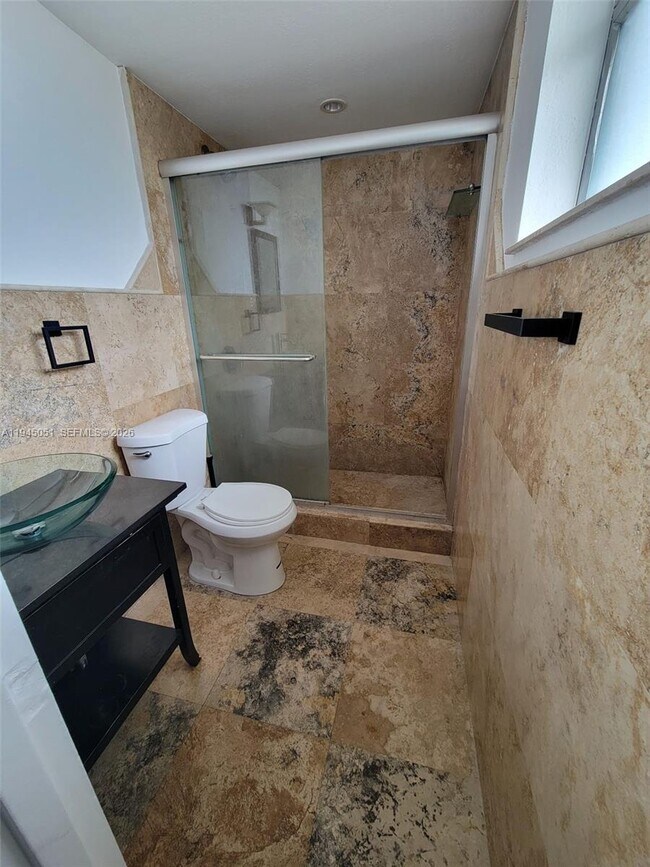 Building Photo - 1800 Sans Souci Blvd