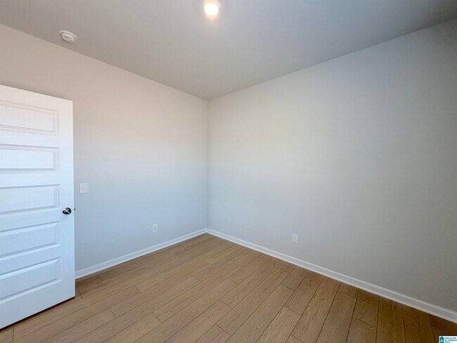 Building Photo - 22869 Dashwood Ln