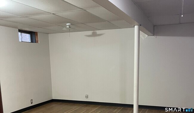 Building Photo - 163 Trotters Way