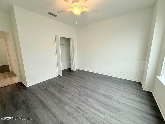 Building Photo - 2717 White Cedar Ln