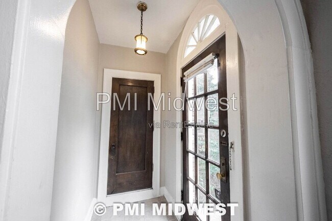 Building Photo - 3505 N Pennsylvania St