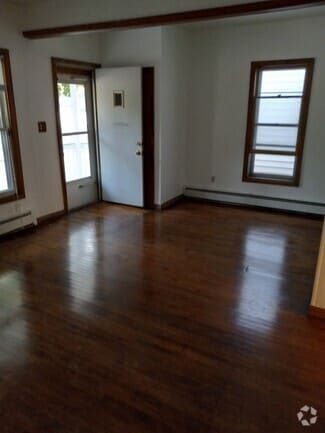 Building Photo - 245 W Lincoln Ave