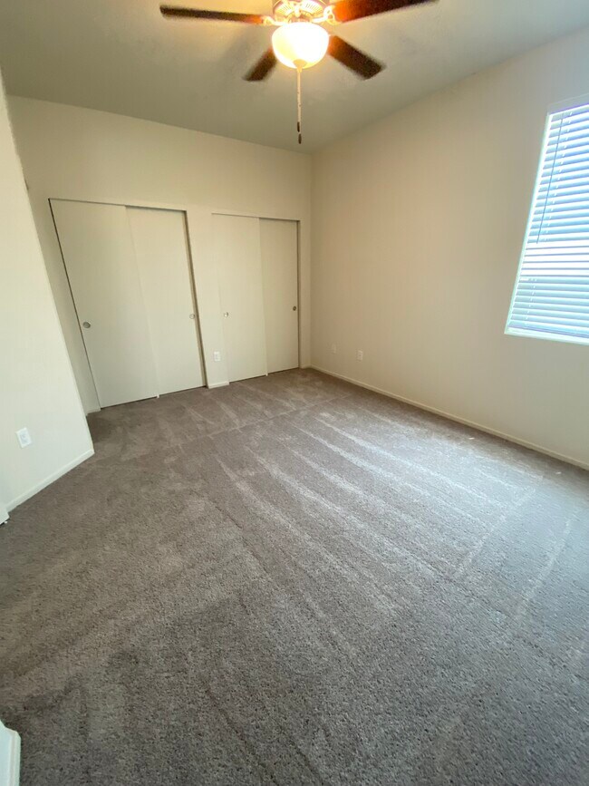 Building Photo - 8676 E Avant Garde Way