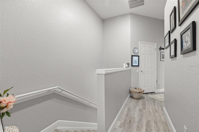 Building Photo - 15048 Bellinkoff Ln
