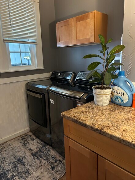 Building Photo - 14 Park St