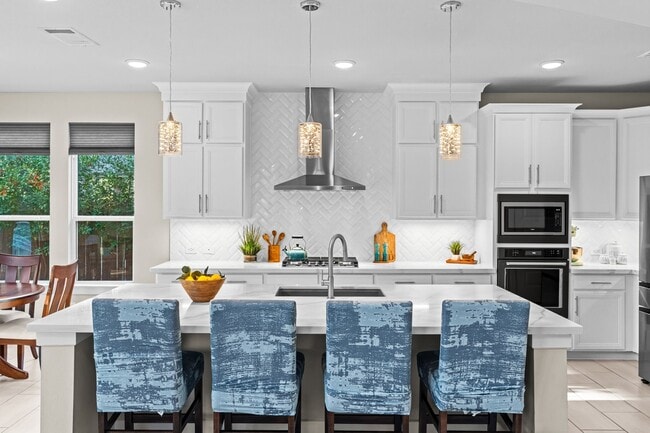 Building Photo - 141 Bronze Bow Dr