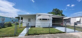 Building Photo - 2531 Chatham Way NE