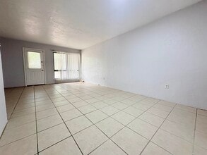 Building Photo - 1007 Sutor Rd
