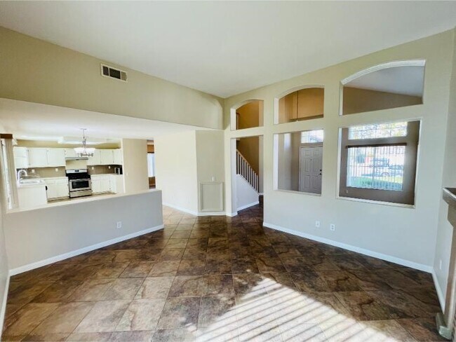 Building Photo - 31495 Corte Rimola