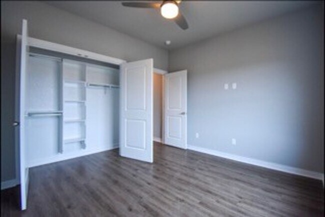 Building Photo - 456 N Otoe St
