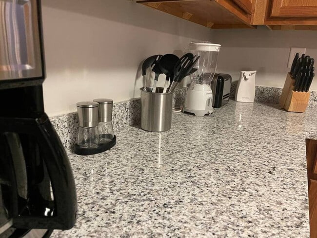 Building Photo - 3500 Clover Rd