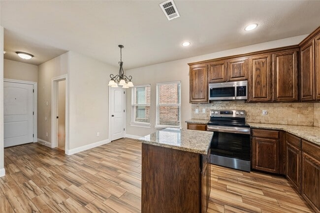 Building Photo - 4904 Ridglea Hills Ct