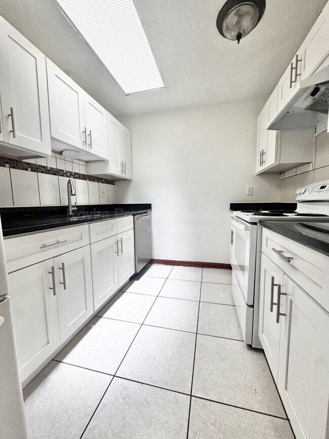 Building Photo - 4108 Flying Fortress Ave