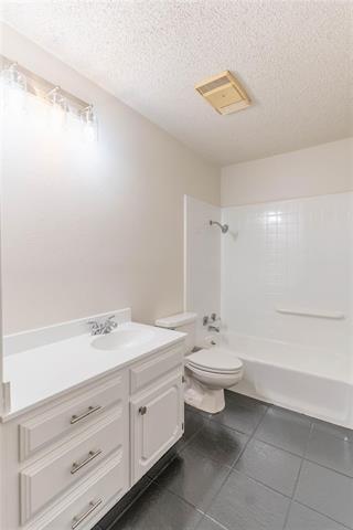 Building Photo - 1638 Brown Trail