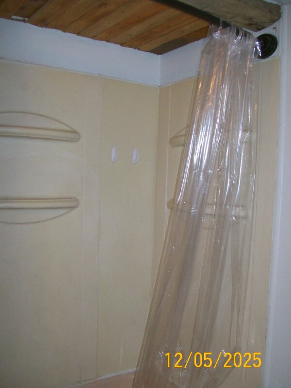 Building Photo - 3098 Springhill Rd