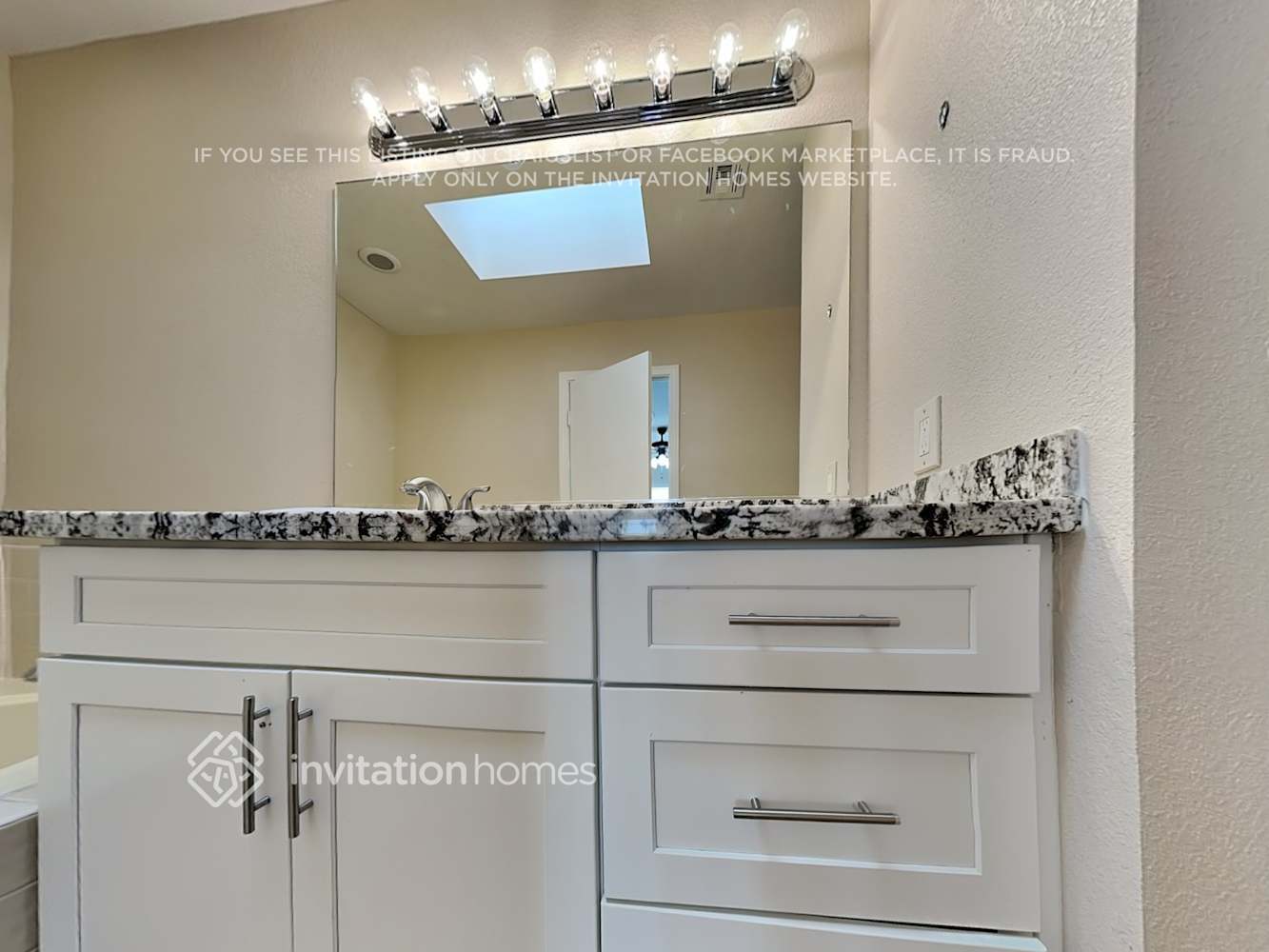 Building Photo - 1601 Fig Palm Ct