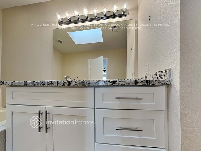 Building Photo - 1601 Fig Palm Ct