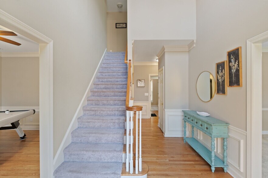 Building Photo - 2293 Camden Dr SW