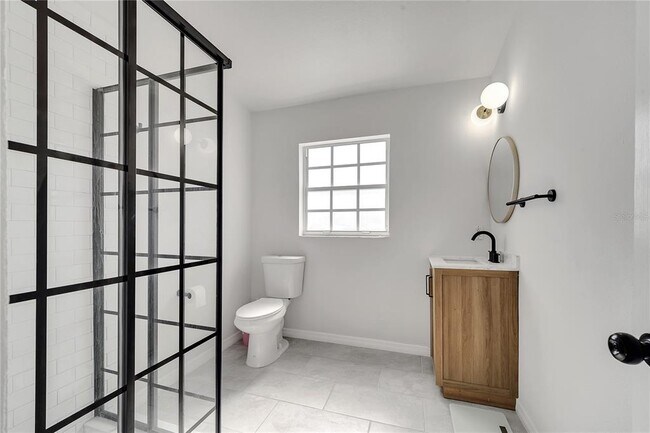 Building Photo - 1028 Universal Rest Pl
