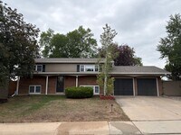 Building Photo - 1208 Sycamore Dr