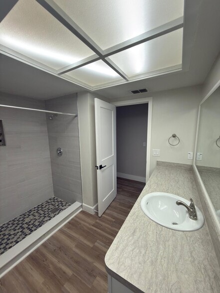 Building Photo - 9132 Remington Dr