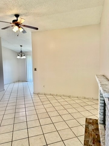 Building Photo - 320 Meadow Ln