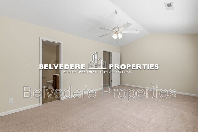 Building Photo - 36 Ackland Dr