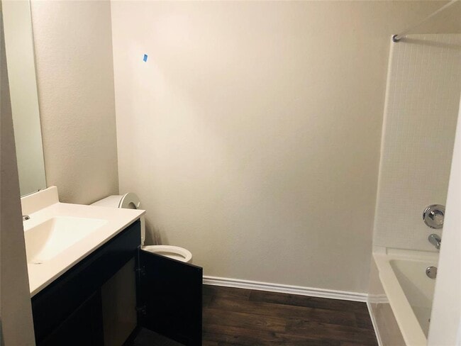 Building Photo - 5712 Ronee Leah Dr