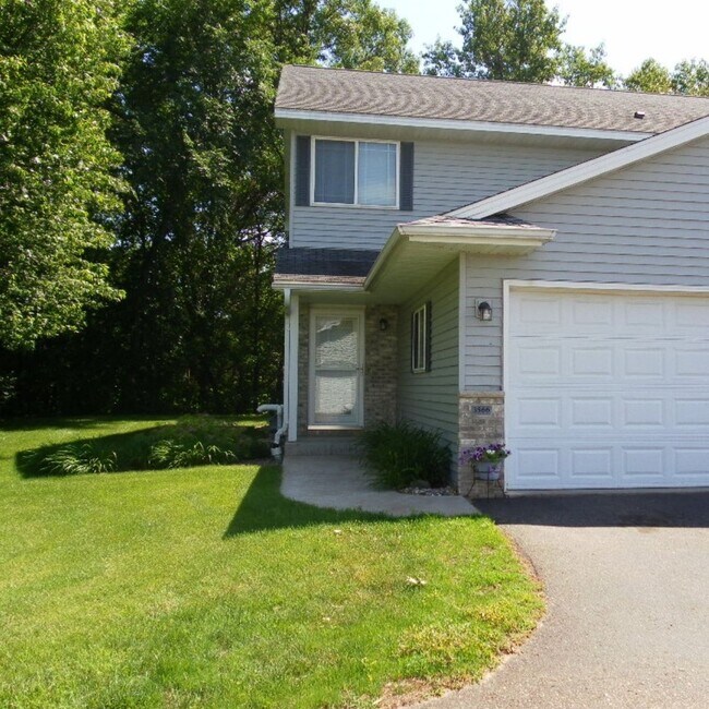 Building Photo - 3566-3572 East Meadows Place