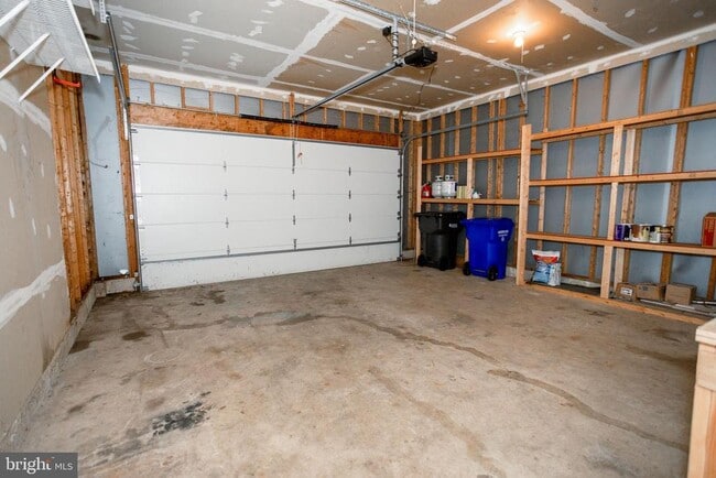 Building Photo - 13076 Dove Tree Ct