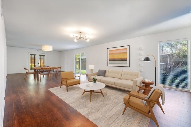 Building Photo - 10630 Olympia Dr