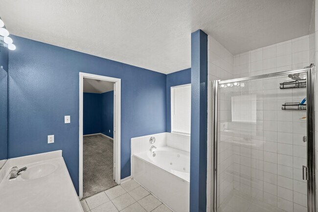 Building Photo - 19322 Cactus Rose Dr