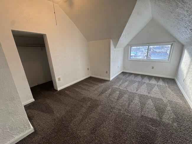 Building Photo - 1214 W Havens St