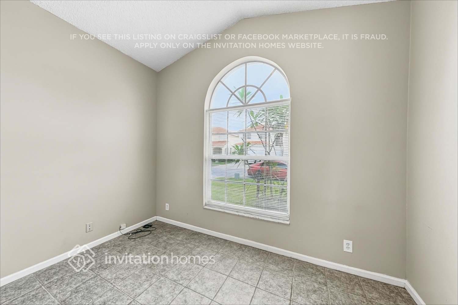 Building Photo - 7704 Thornlee Dr