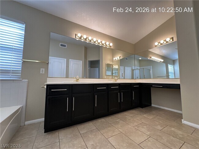 Building Photo - 7442 Kings Wharf Ln