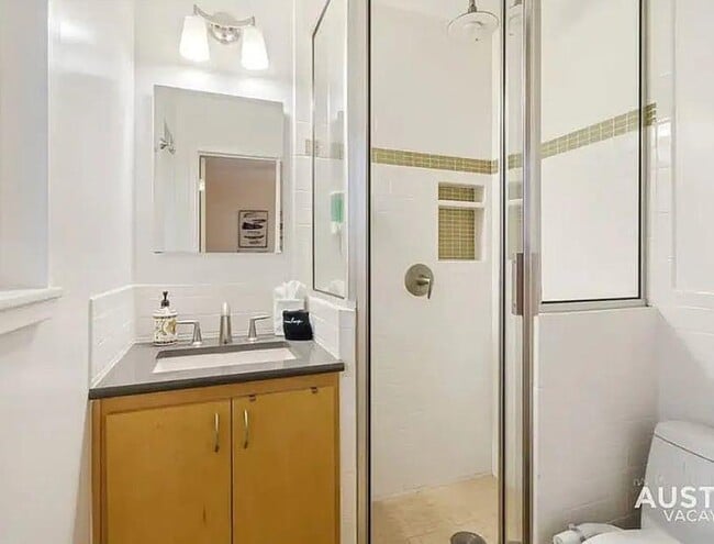 Building Photo - 1609 Redd St