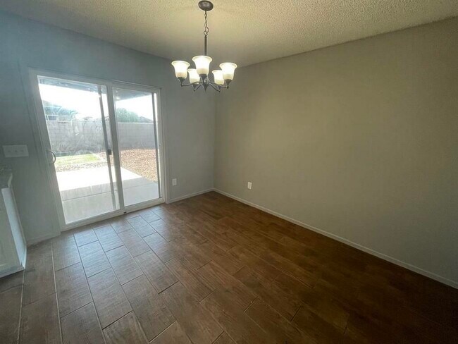 Building Photo - 3736 S Susannah Dr