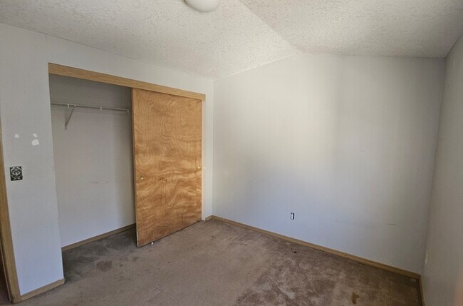 Building Photo - 1414 Brandt Rd