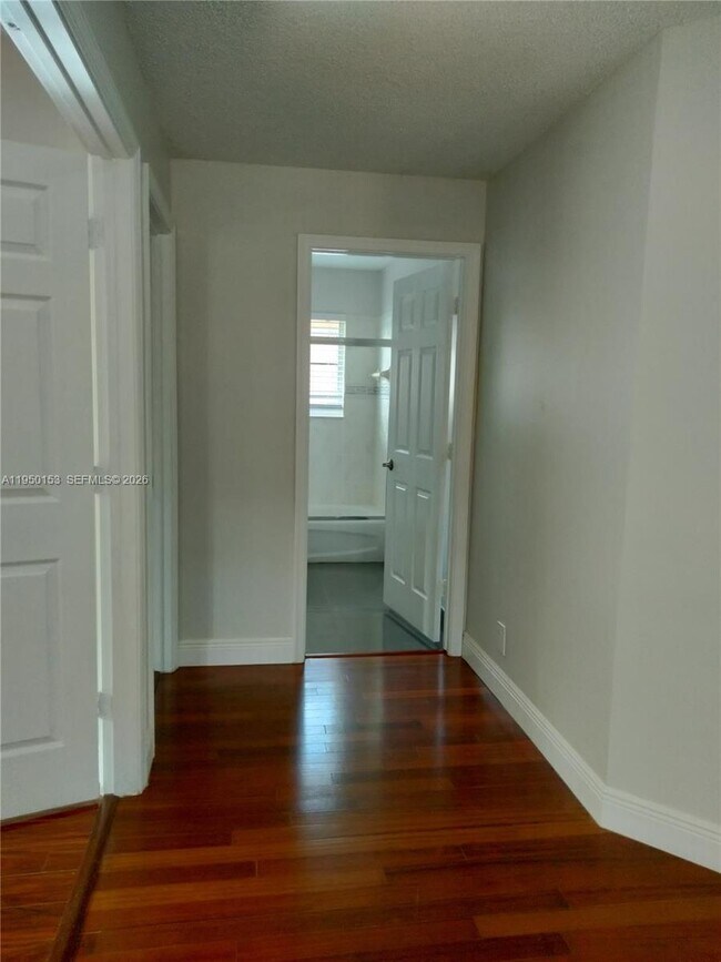 Building Photo - 1249 Allamanda Way