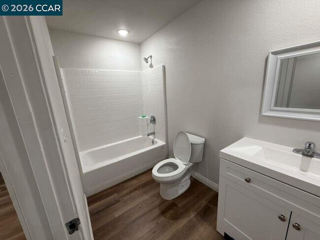 Building Photo - 3232 Sanguinetti Ln