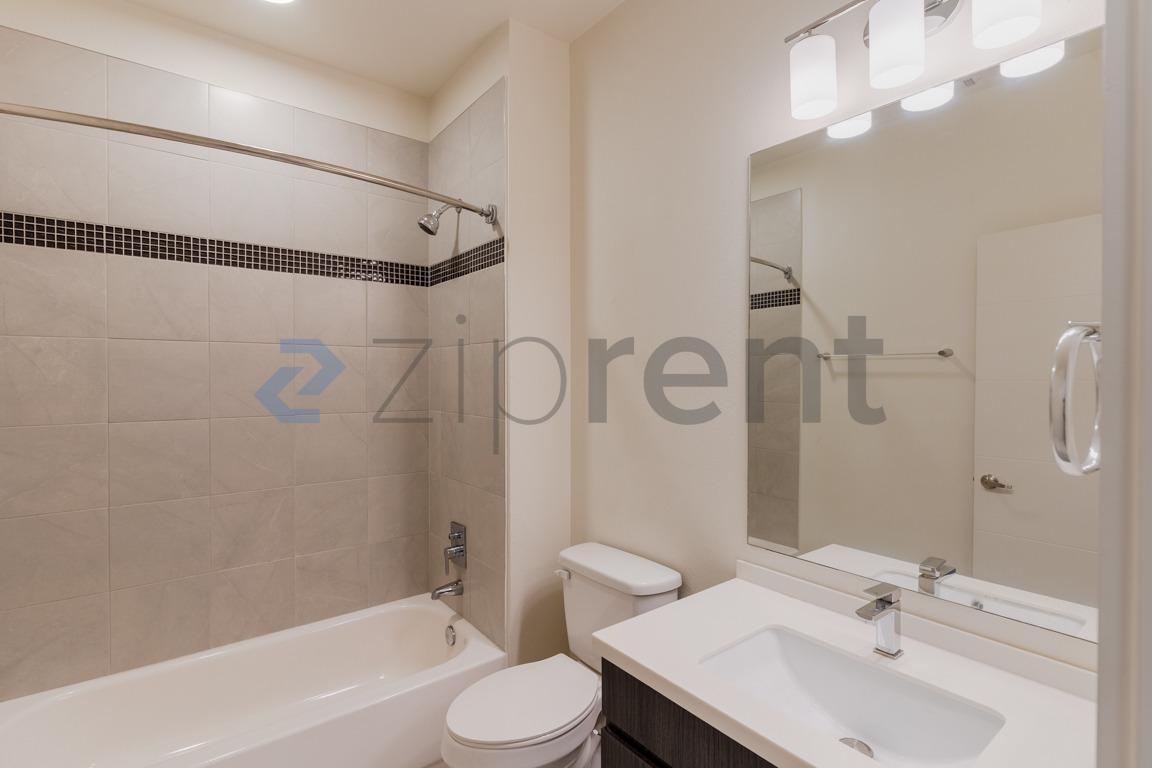 Building Photo - 7805 Cooper Ln