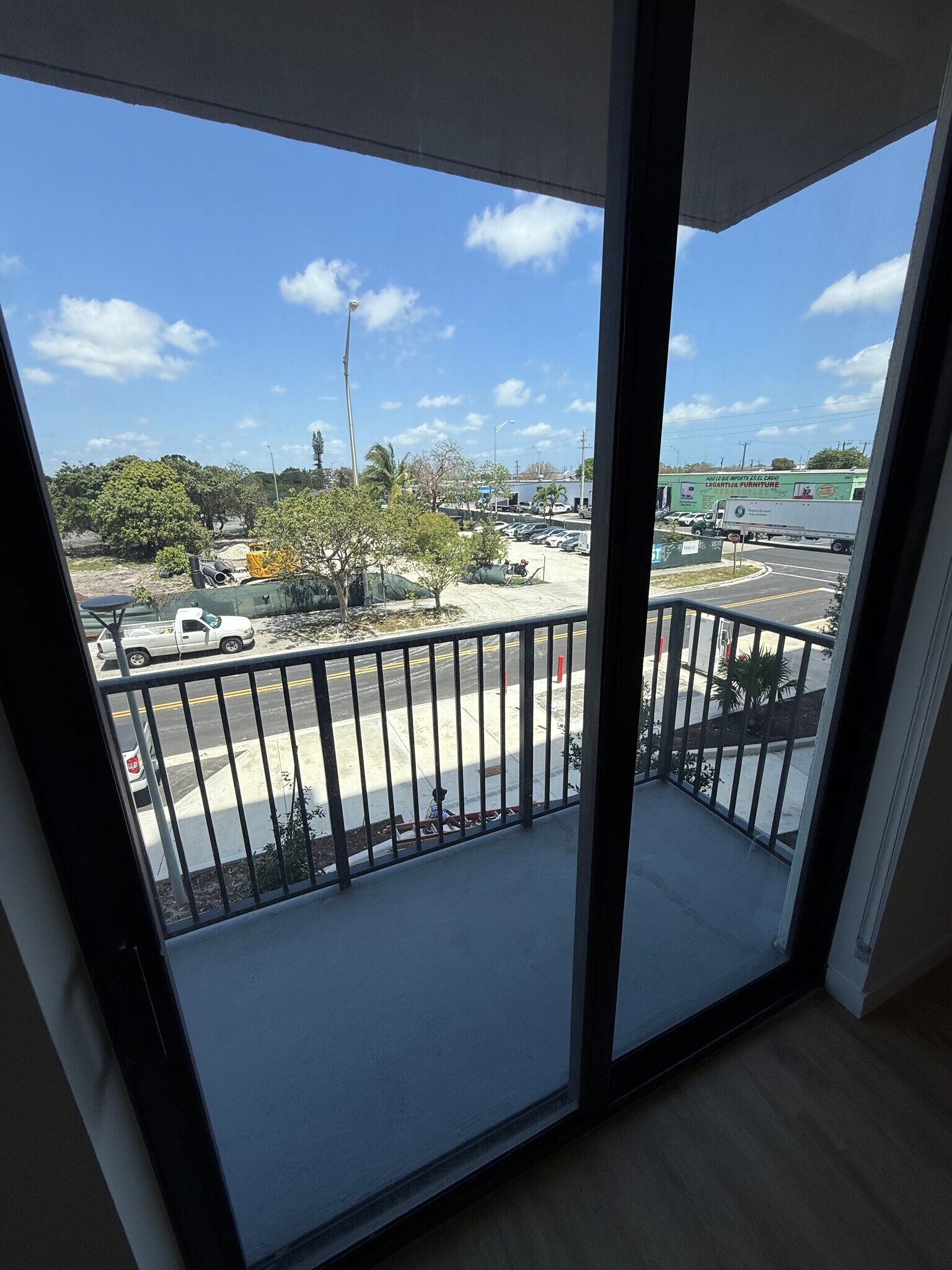 Building Photo - 846 E 30th St