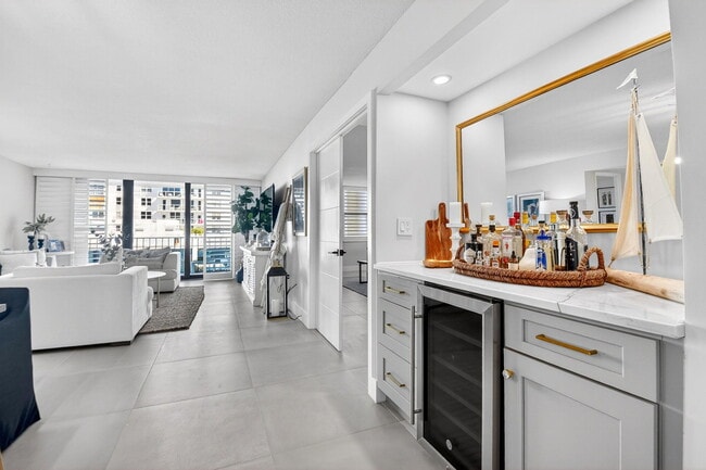 Building Photo - 3456 S Ocean Blvd