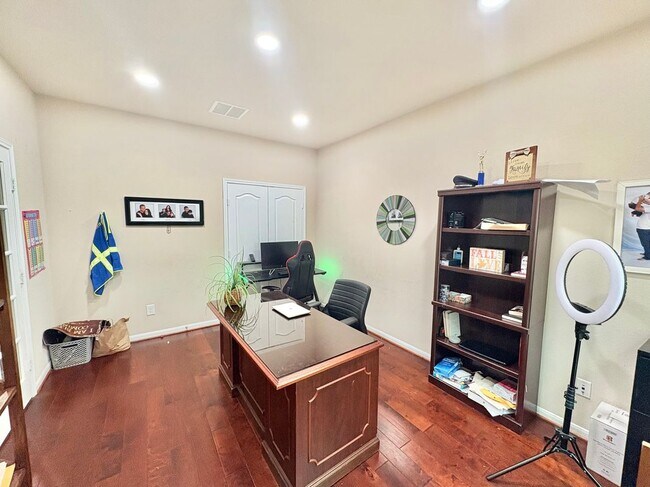 Building Photo - 25214 Bimini Cove Way