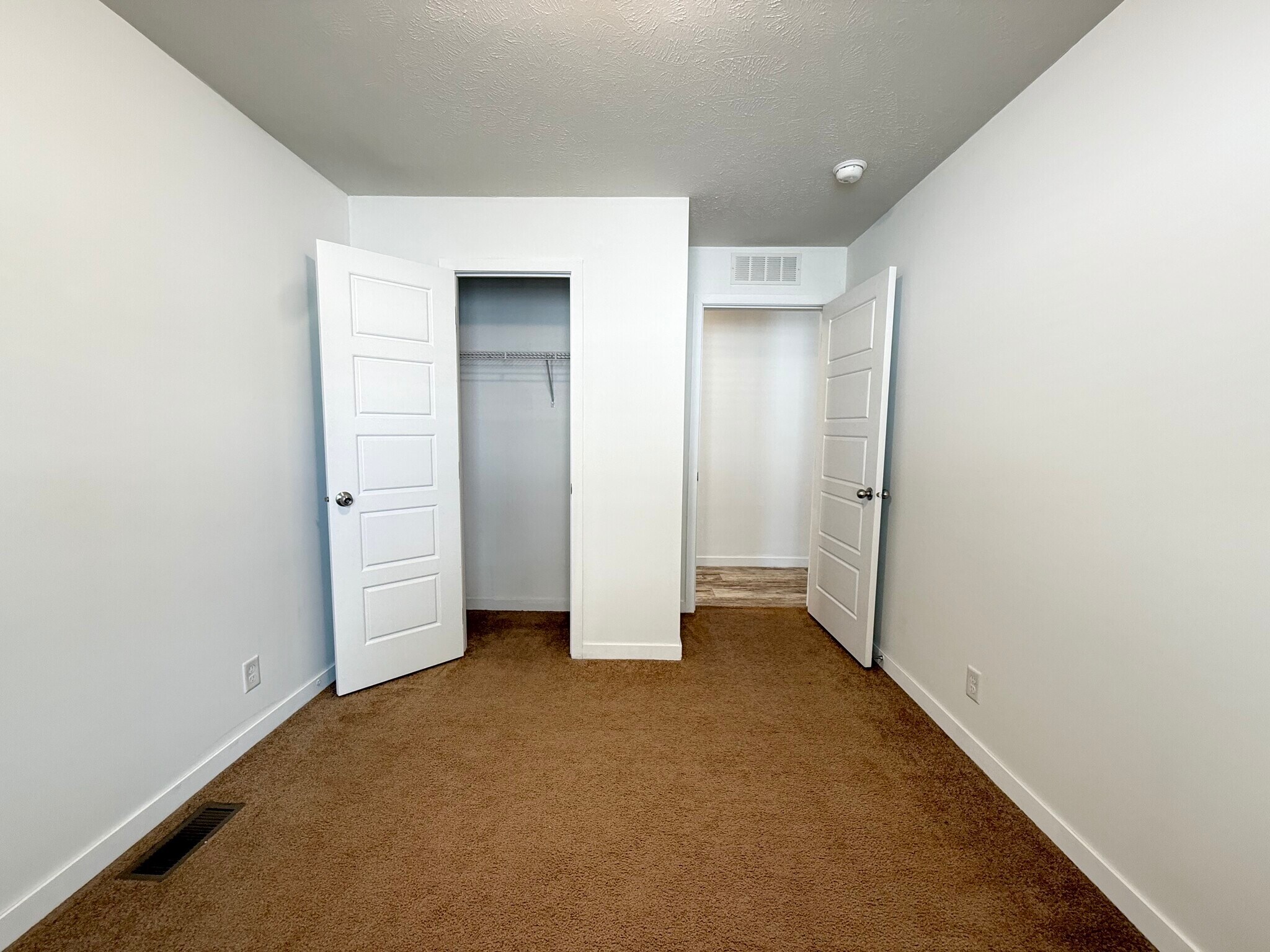 Building Photo - 2018 Lark Ln NW