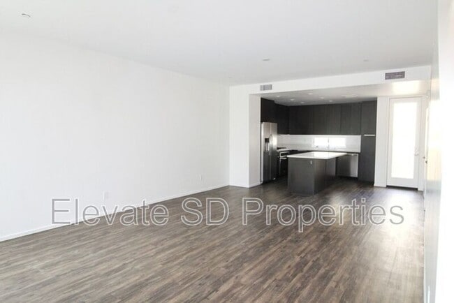 Building Photo - 2888 C St