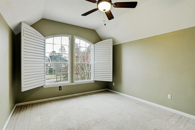Building Photo - 62 Marquise Oaks Pl